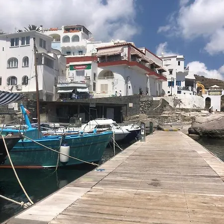 Apartment Appartamento Bluoltremare Sant'Angelo (Isola d'Ischia)